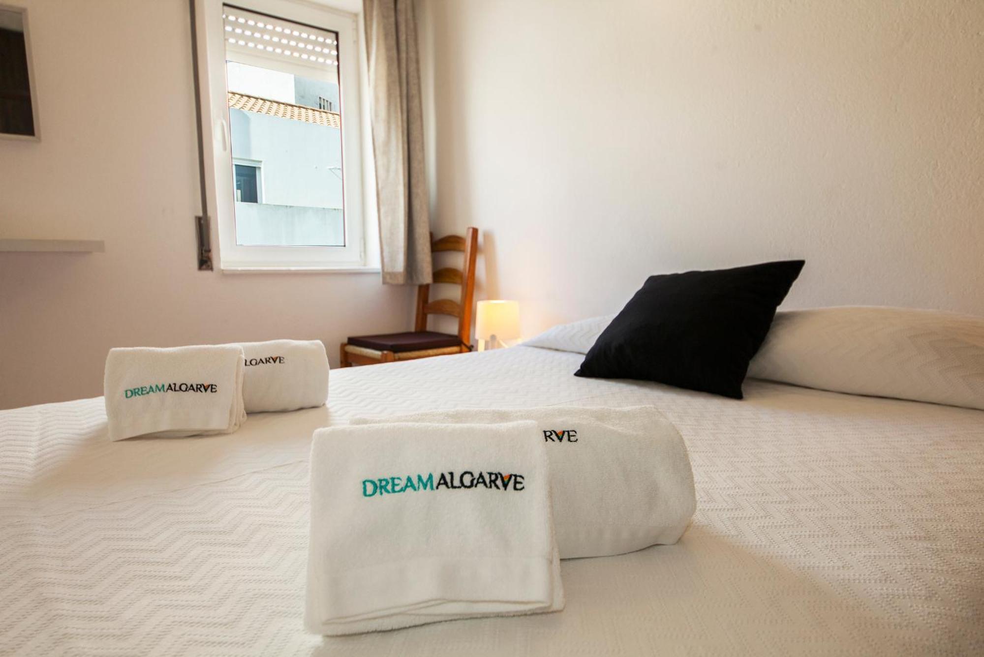 Rising Sun Apartments Lagos Phòng bức ảnh